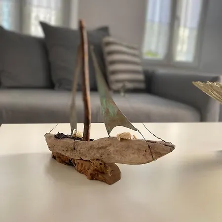 Budget Downtown Apartment- Harma I